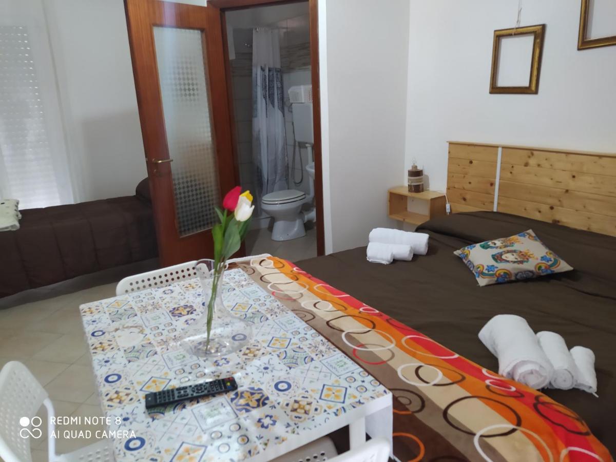 Bed & Breakfast Acquaviva Di Vullo Vincenzo Acquaviva Platani Eksteriør bilde